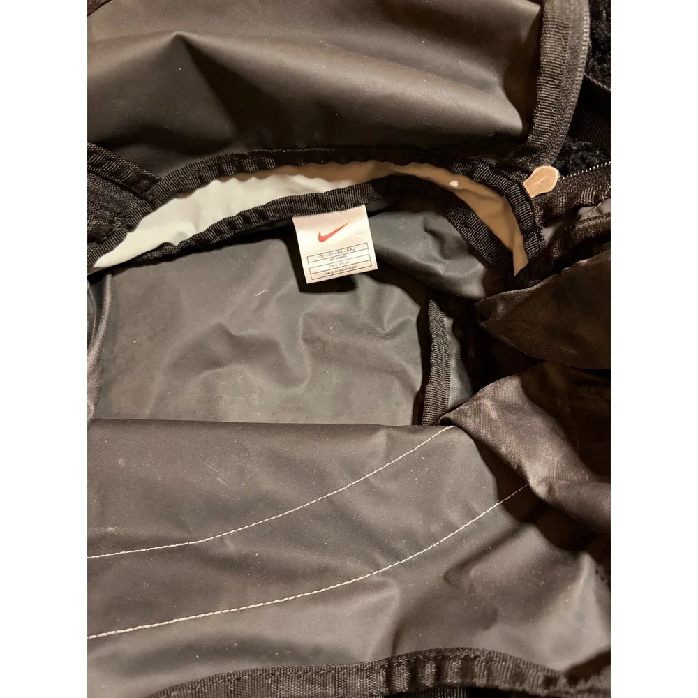 Nike Black Nylon Duffel Bag Reflective Swoosh Gym Travel Bag 01-02-04-EKJ y2k